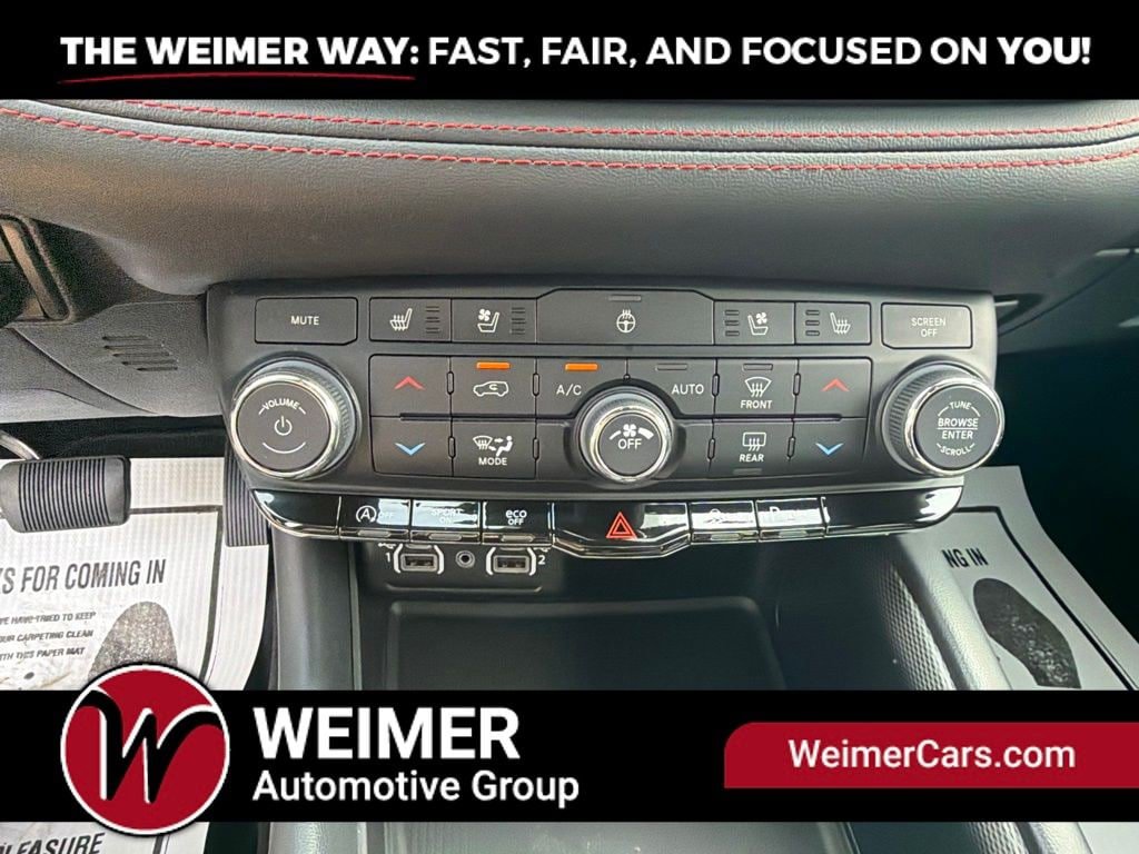 Used 2024 Dodge Durango GT AWD/4WD image 37