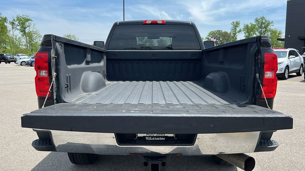 Used 2015 Chevrolet Silverado 3500 W/T AWD/4WD image 32