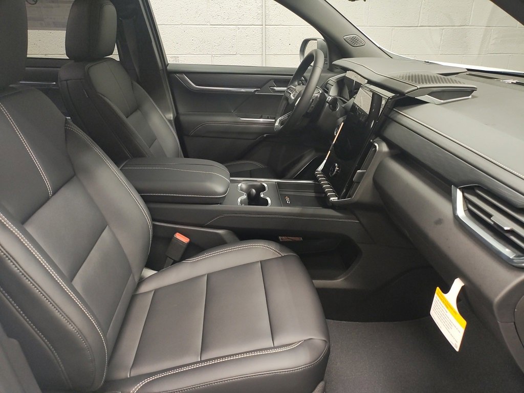 New 2026 GMC Acadia Elevation w/ Black Edition image 7