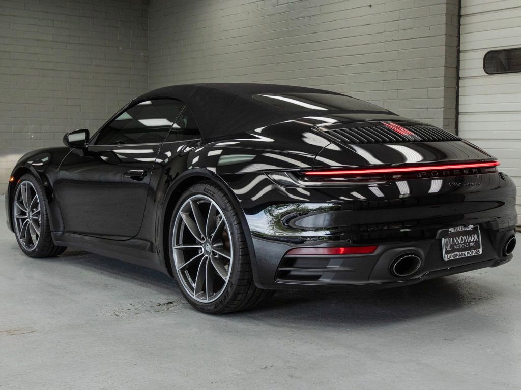 Used 2020 Porsche 911 Carrera image 34
