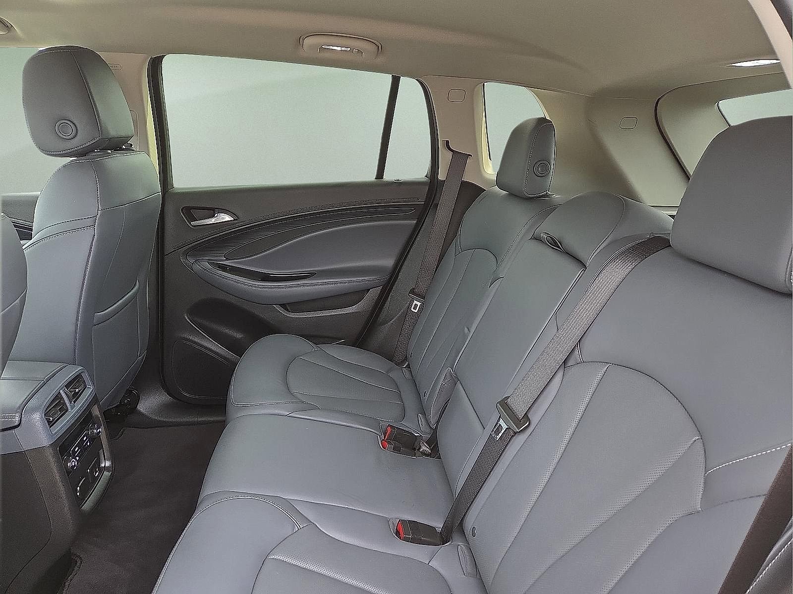 Certified 2020 Buick Envision Essence w/ LPO, Active Package image 9