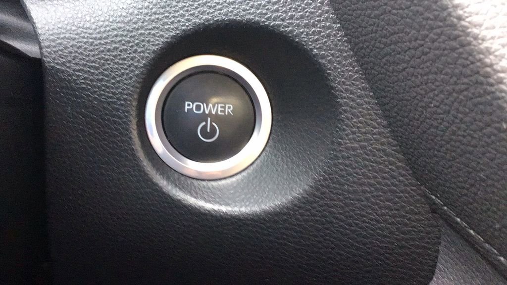 Used 2023 Toyota Corolla Cross XSE w/ Convenience Package image 22