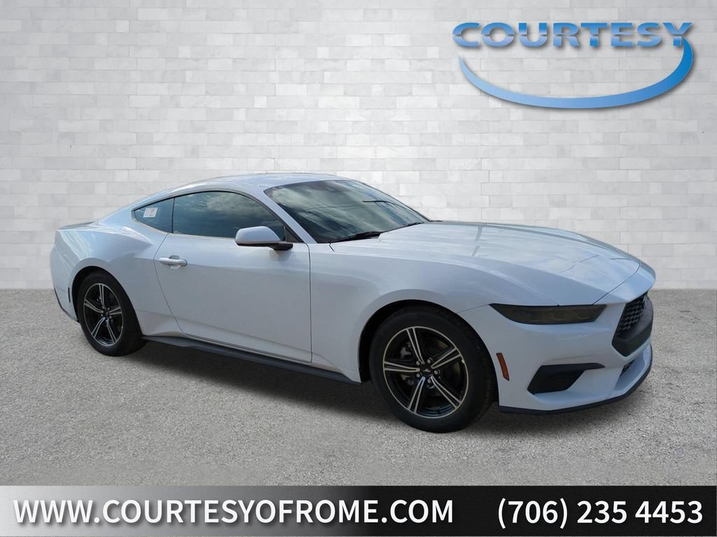 Used 2025 Ford Mustang Coupe RWD image 1