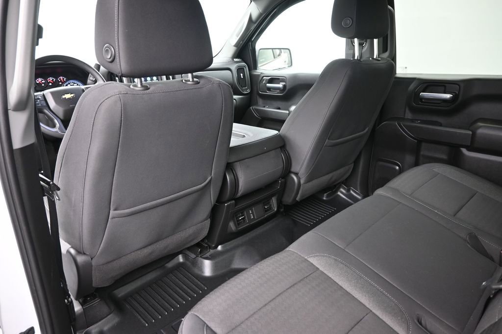 Used 2023 Chevrolet Silverado 1500 Custom AWD/4WD image 13