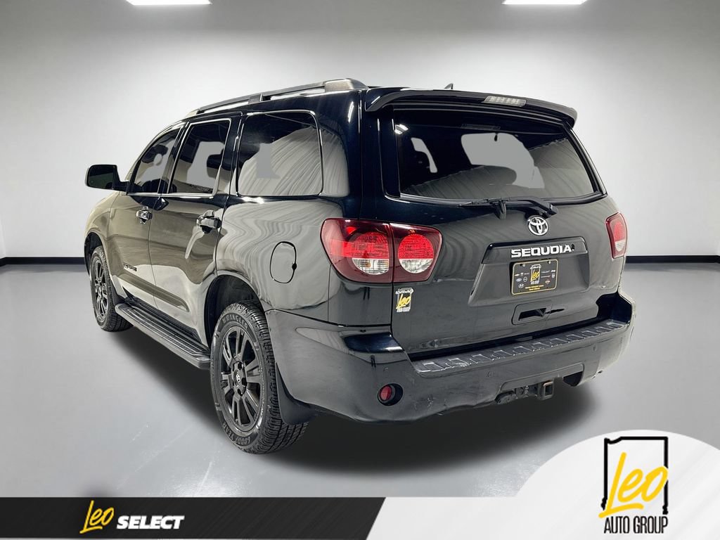 Used 2019 Toyota Sequoia TRD Sport w/ TRD Sport Premium Package AWD/4WD image 10