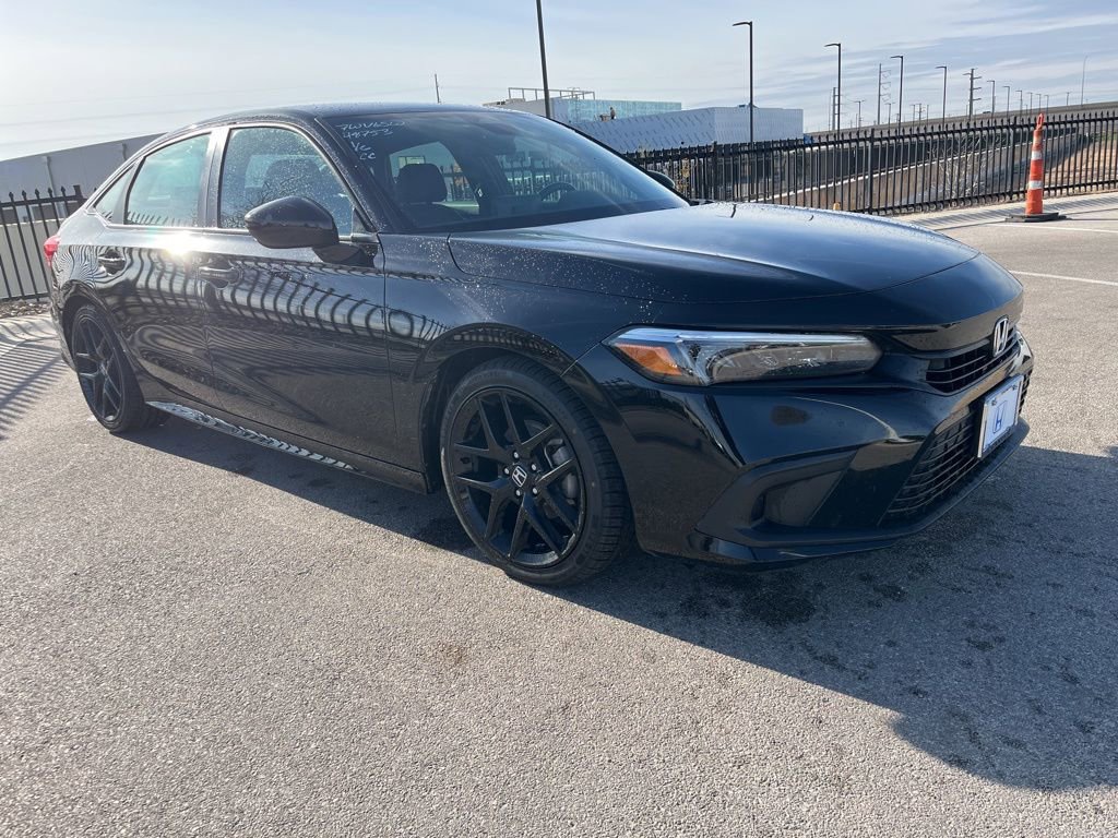 Used 2024 Honda Civic Sport image 3