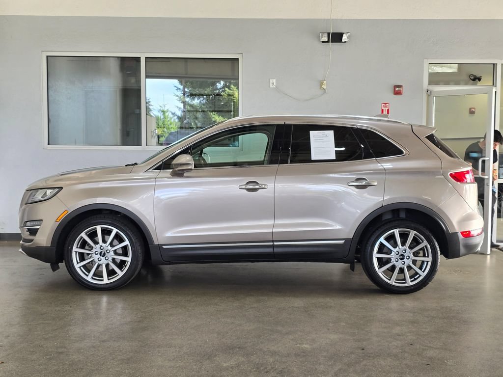 Used 2019 Lincoln MKC Reserve w/ MKC Climate Package FWD image 7