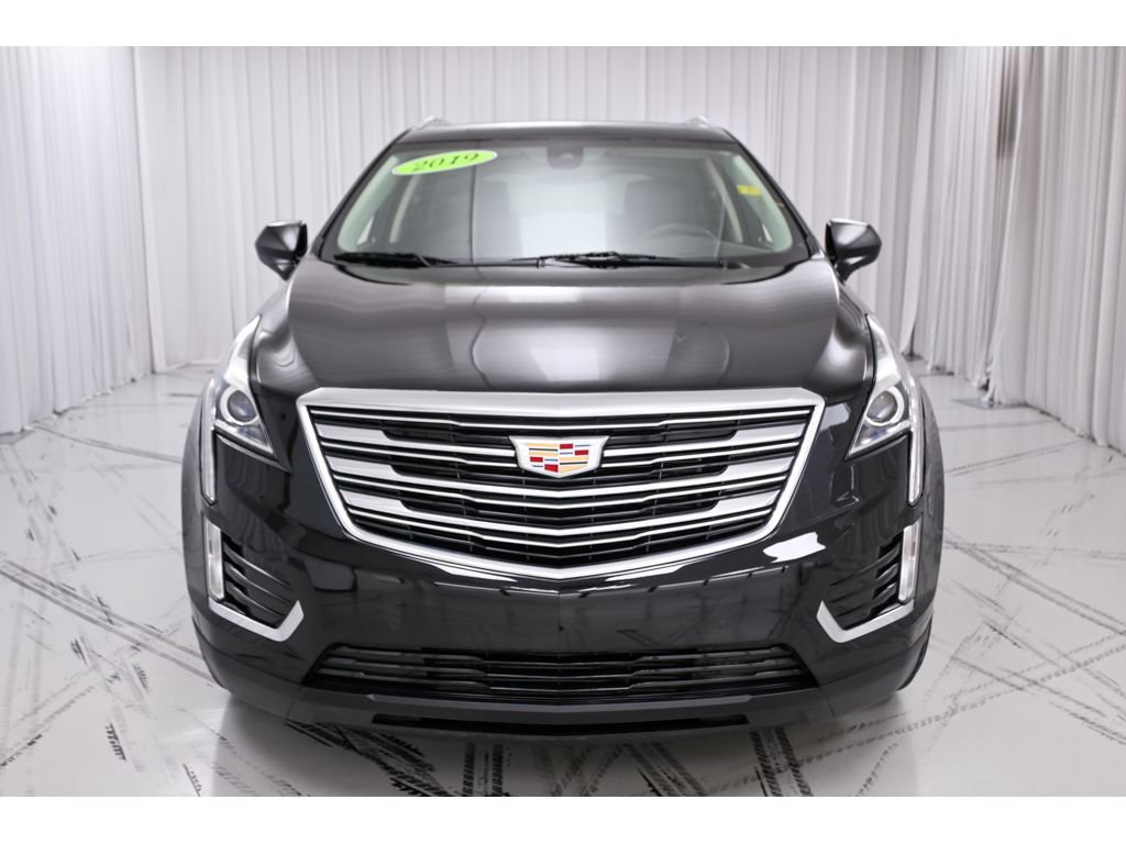 Used 2019 Cadillac XT5 Luxury FWD image 3