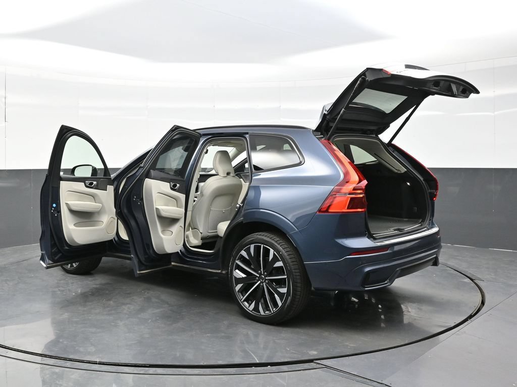 New 2026 Volvo XC60 B5 Ultra w/ Climate Package AWD/4WD image 47