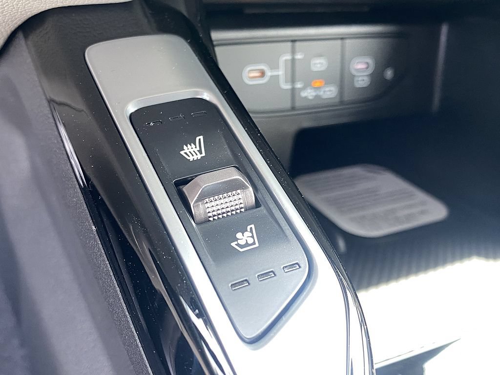 New 2026 Kia Sorento SX Prestige AWD/4WD image 19