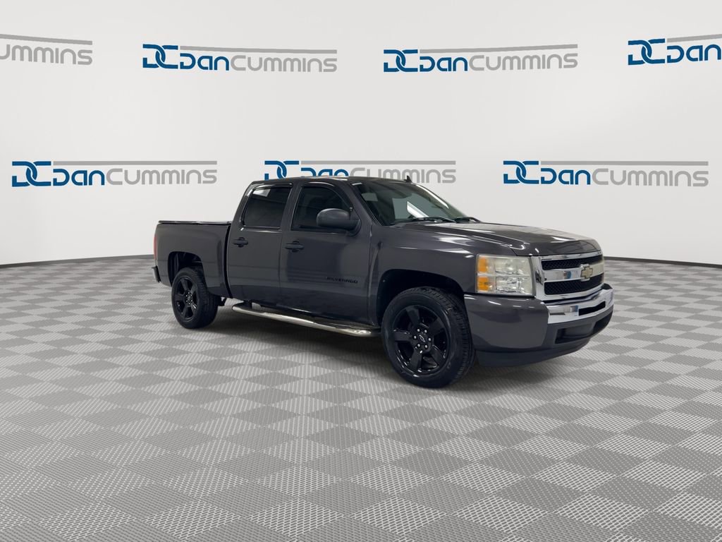 Used 2011 Chevrolet Silverado 1500 LS image 2