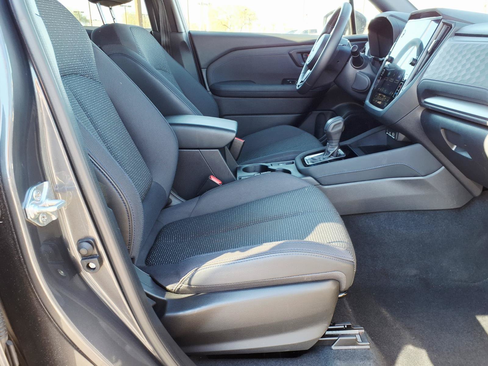 Used 2025 Subaru Forester Premium AWD/4WD image 10