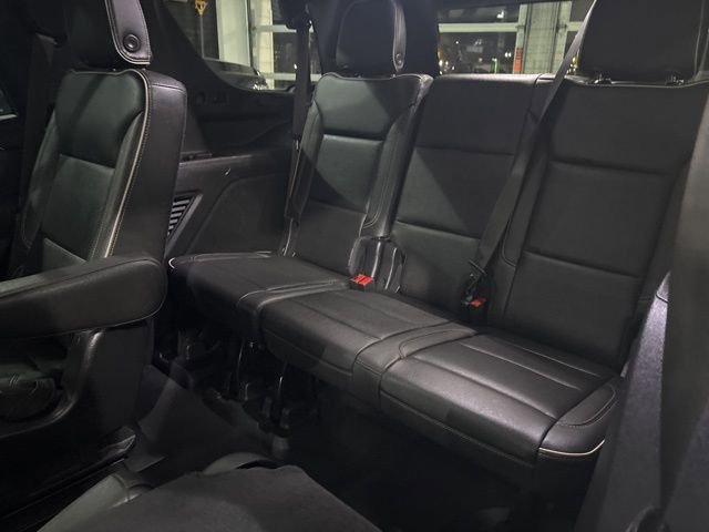 Used 2021 GMC Yukon SLT w/ SLT Premium Package image 32