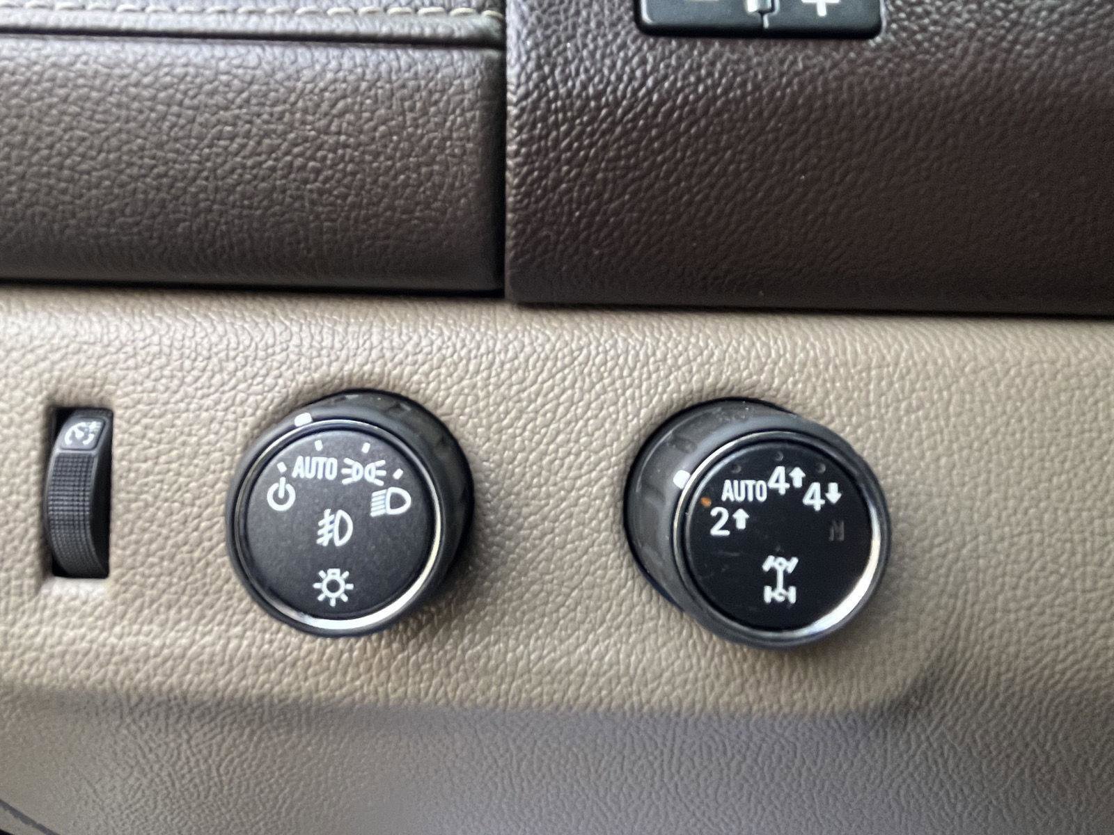 Used 2017 GMC Canyon SLT w/ Driver Alert Package image 10