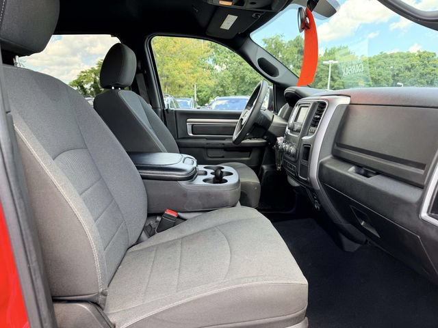 Used 2024 RAM 1500 Warlock AWD/4WD image 10