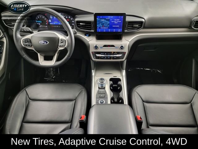 Used 2023 Ford Explorer XLT w/ Equipment Group 202A AWD/4WD image 21
