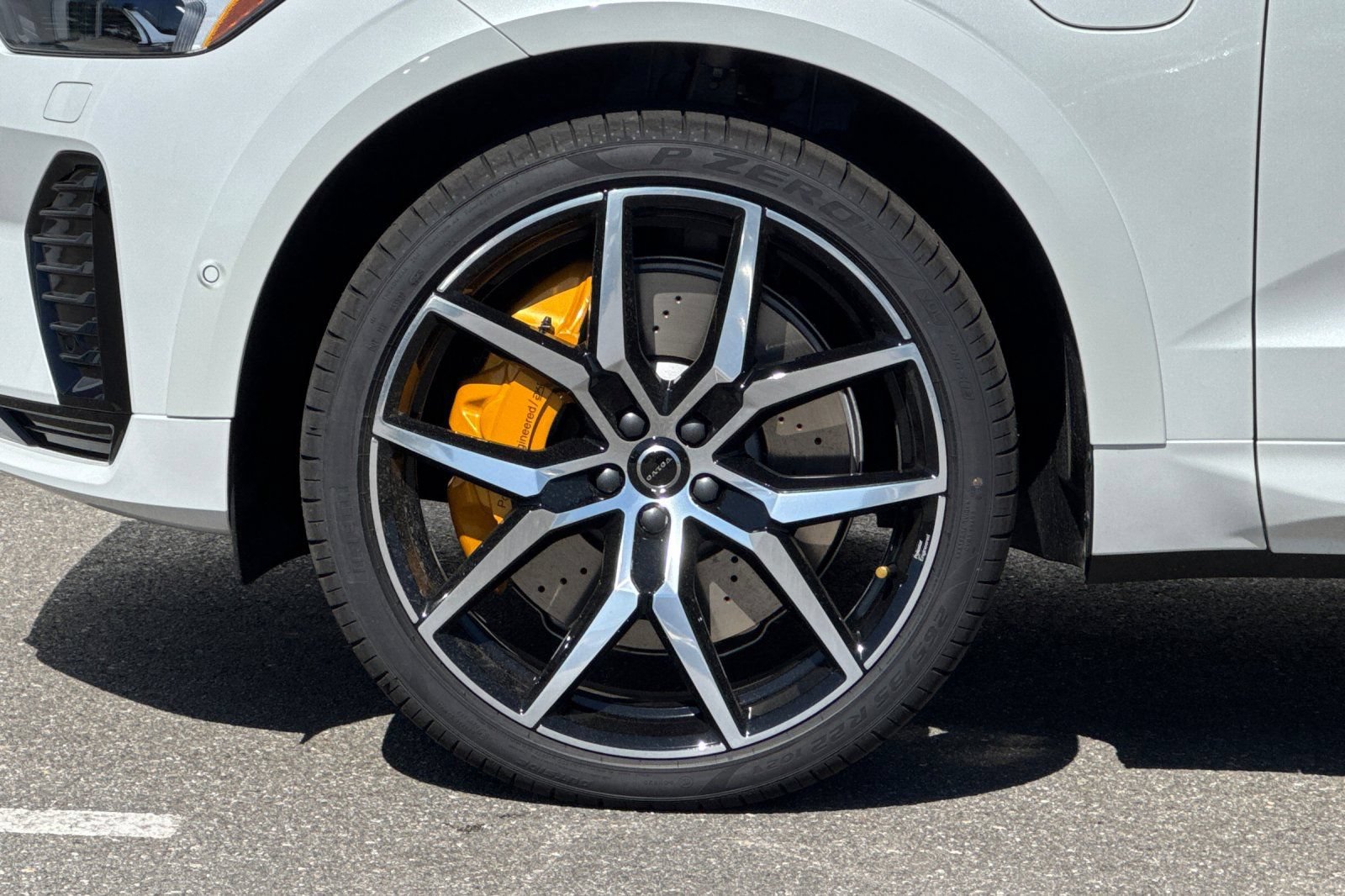New 2026 Volvo XC60 T8 Polestar AWD/4WD image 33