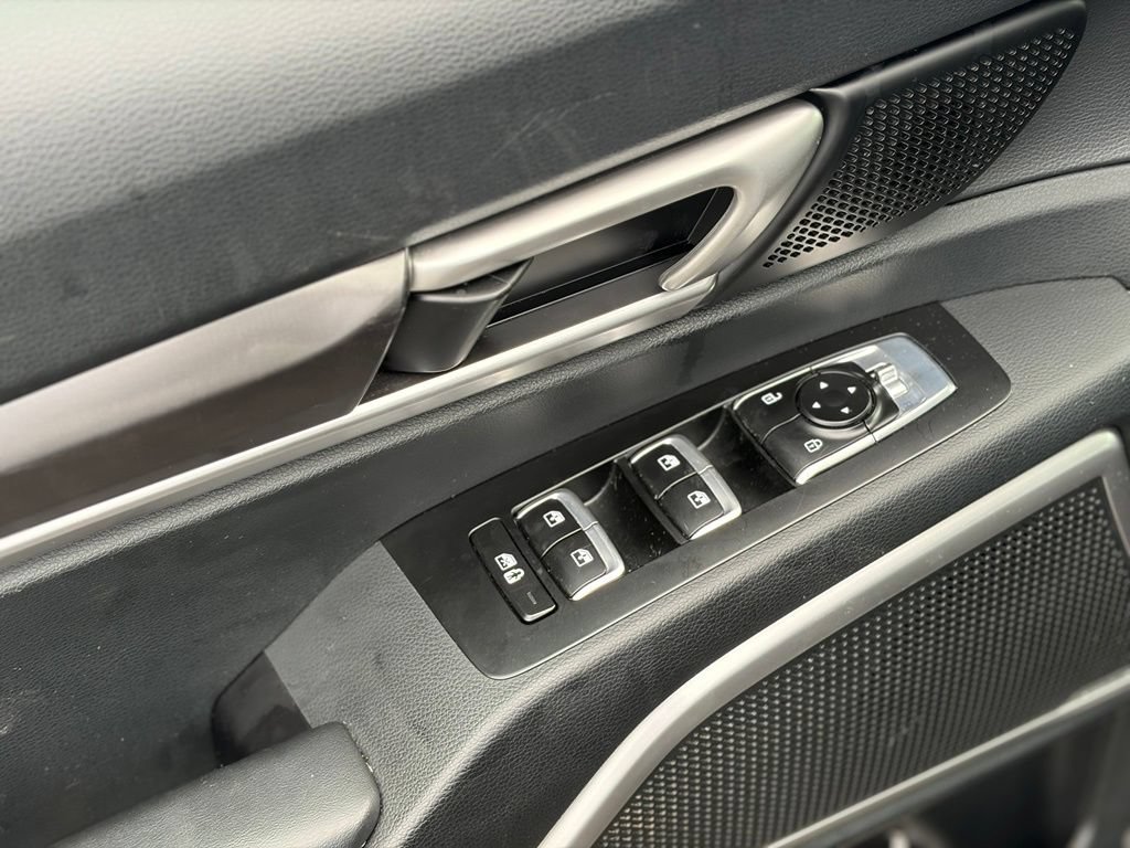 Used 2025 Kia Telluride S AWD/4WD image 22