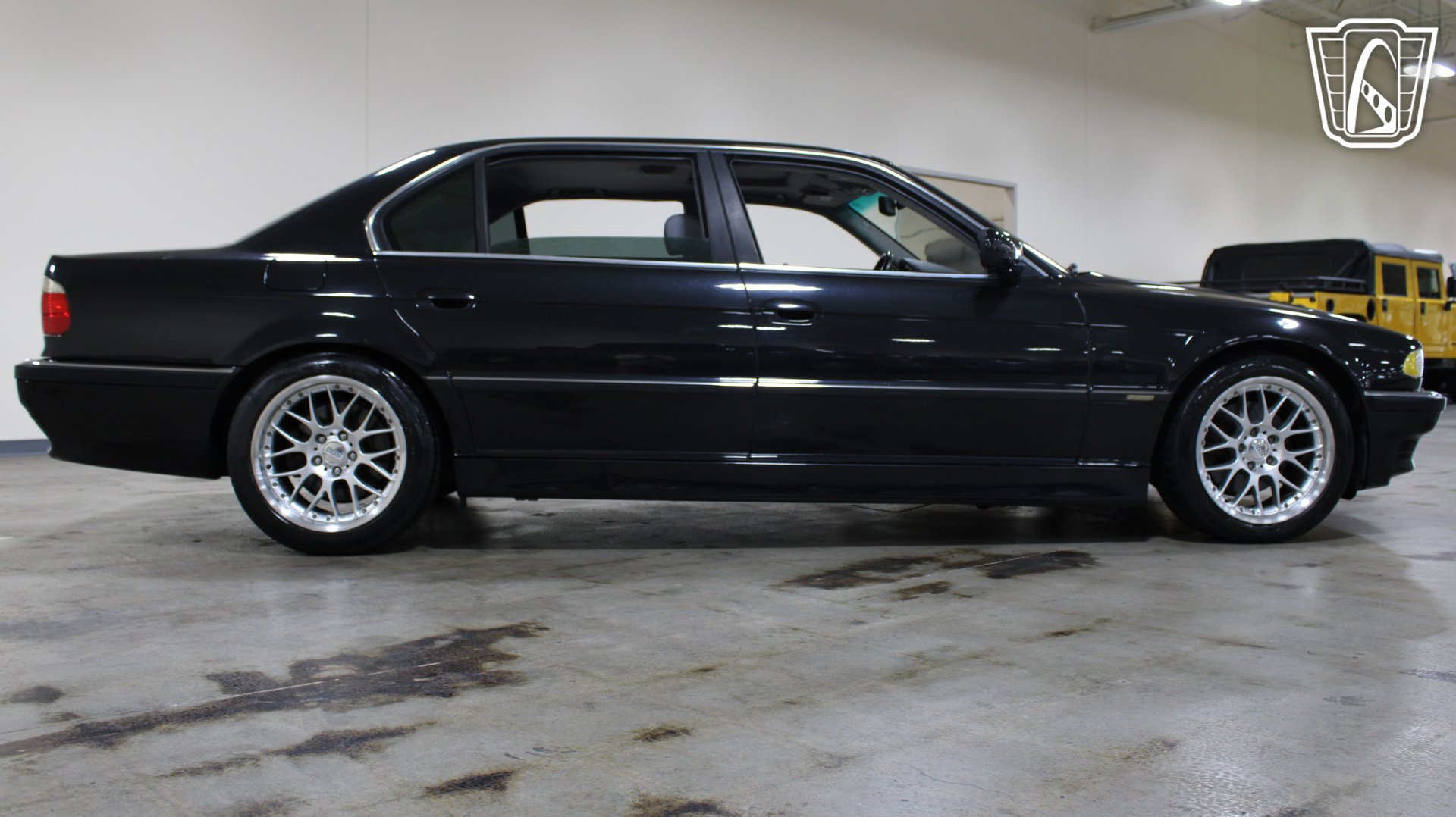 Used 2001 BMW 740iL RWD image 36