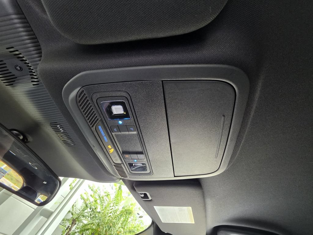 Used 2026 Ford Explorer ST-Line RWD image 30