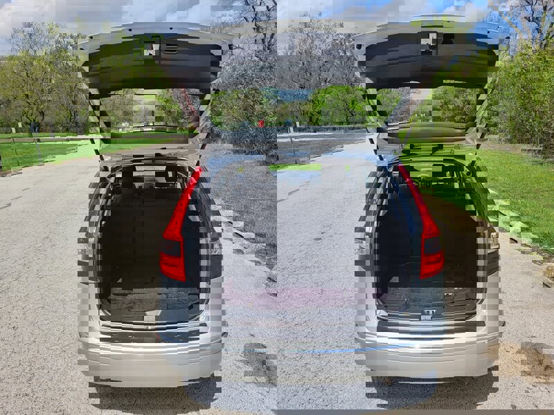 Used 2011 Hyundai Elantra GLS image 10