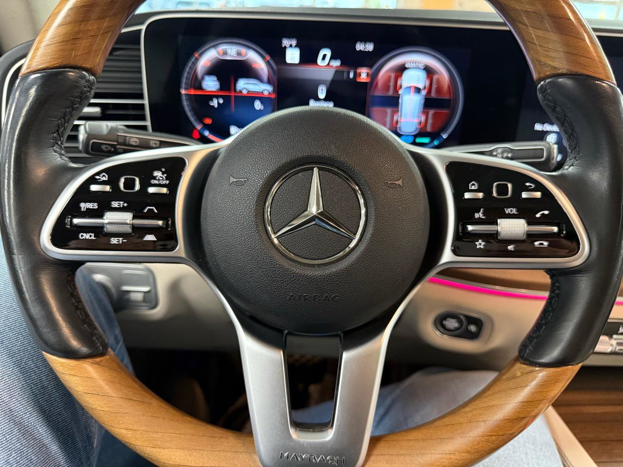 Used 2021 Mercedes-Benz GLS 450 4MATIC image 14