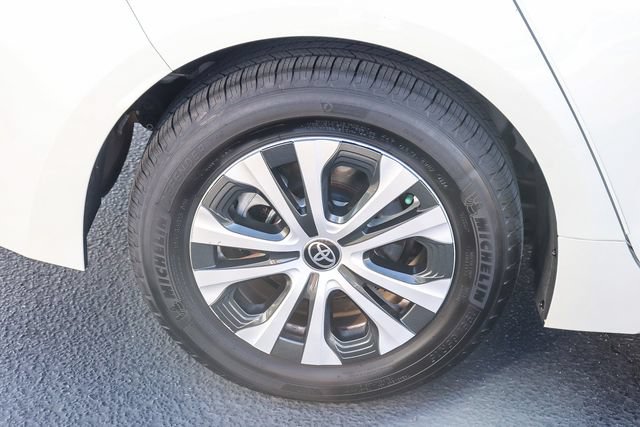 Used 2021 Toyota Corolla LE FWD image 9