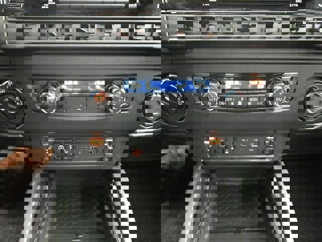 New 2026 Nissan Frontier SV w/ SV Convenience Package image 27