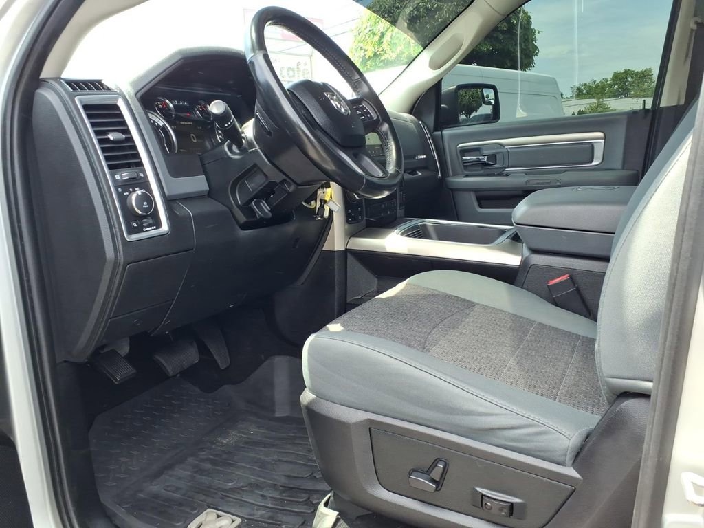 Used 2018 RAM 1500 Big Horn AWD/4WD image 13