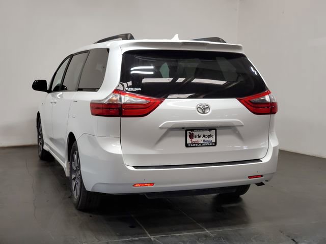 Used 2020 Toyota Sienna LE image 26