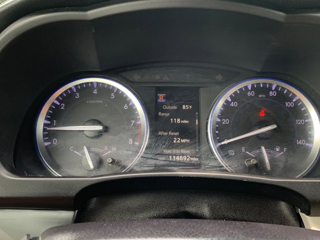 Used 2017 Toyota Highlander XLE AWD/4WD image 23