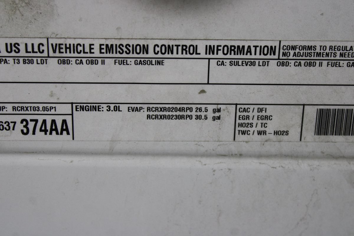 Used 2024 Jeep Wagoneer L Series II RWD image 39