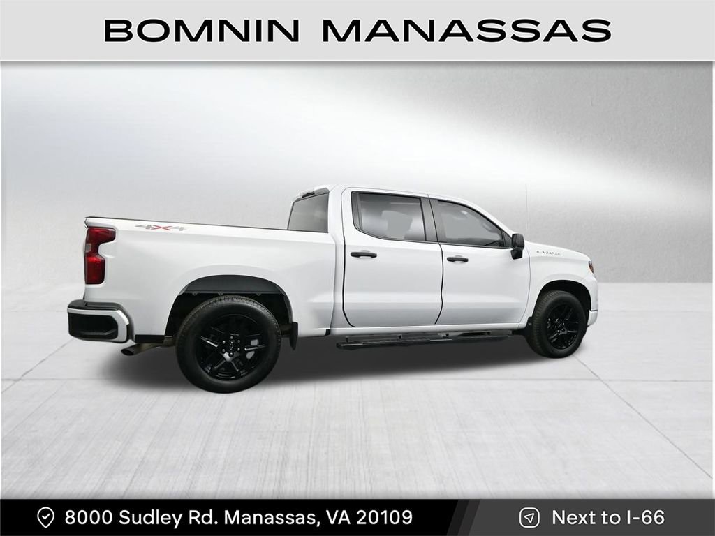 Used 2023 Chevrolet Silverado 1500 Custom image 5