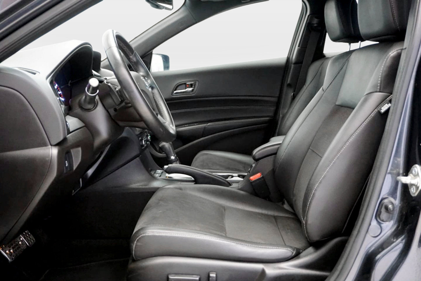 Used 2016 Acura ILX FWD image 9