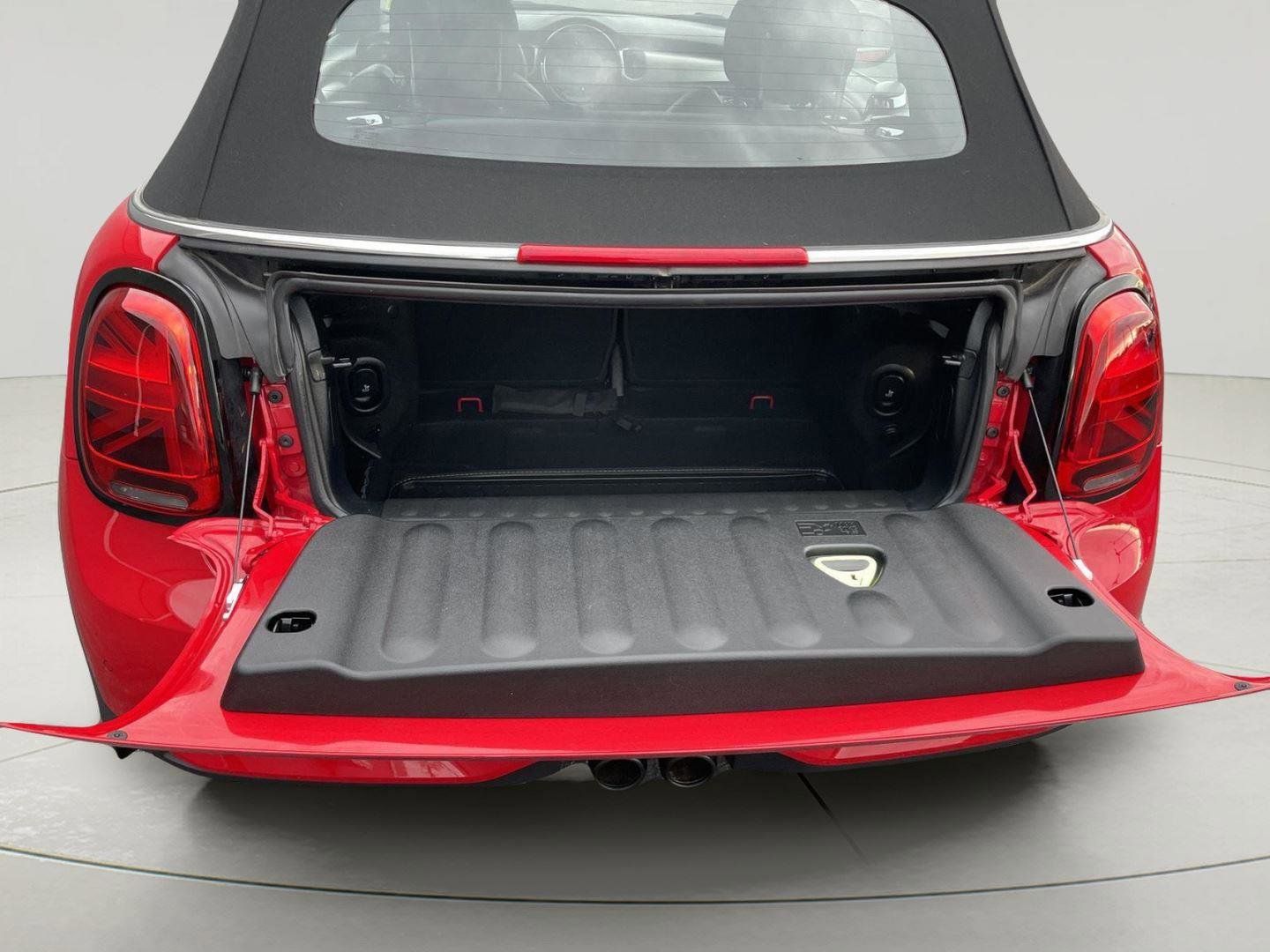 Used 2024 MINI Cooper S FWD image 17