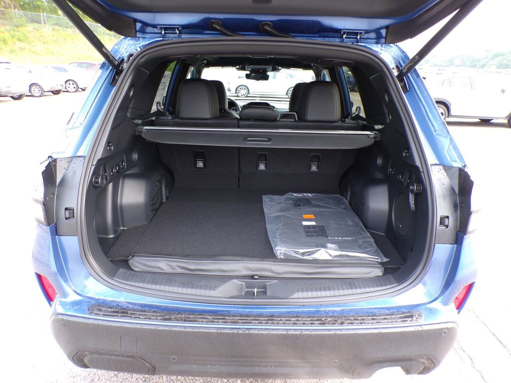 New 2026 Subaru Forester Touring AWD/4WD image 18