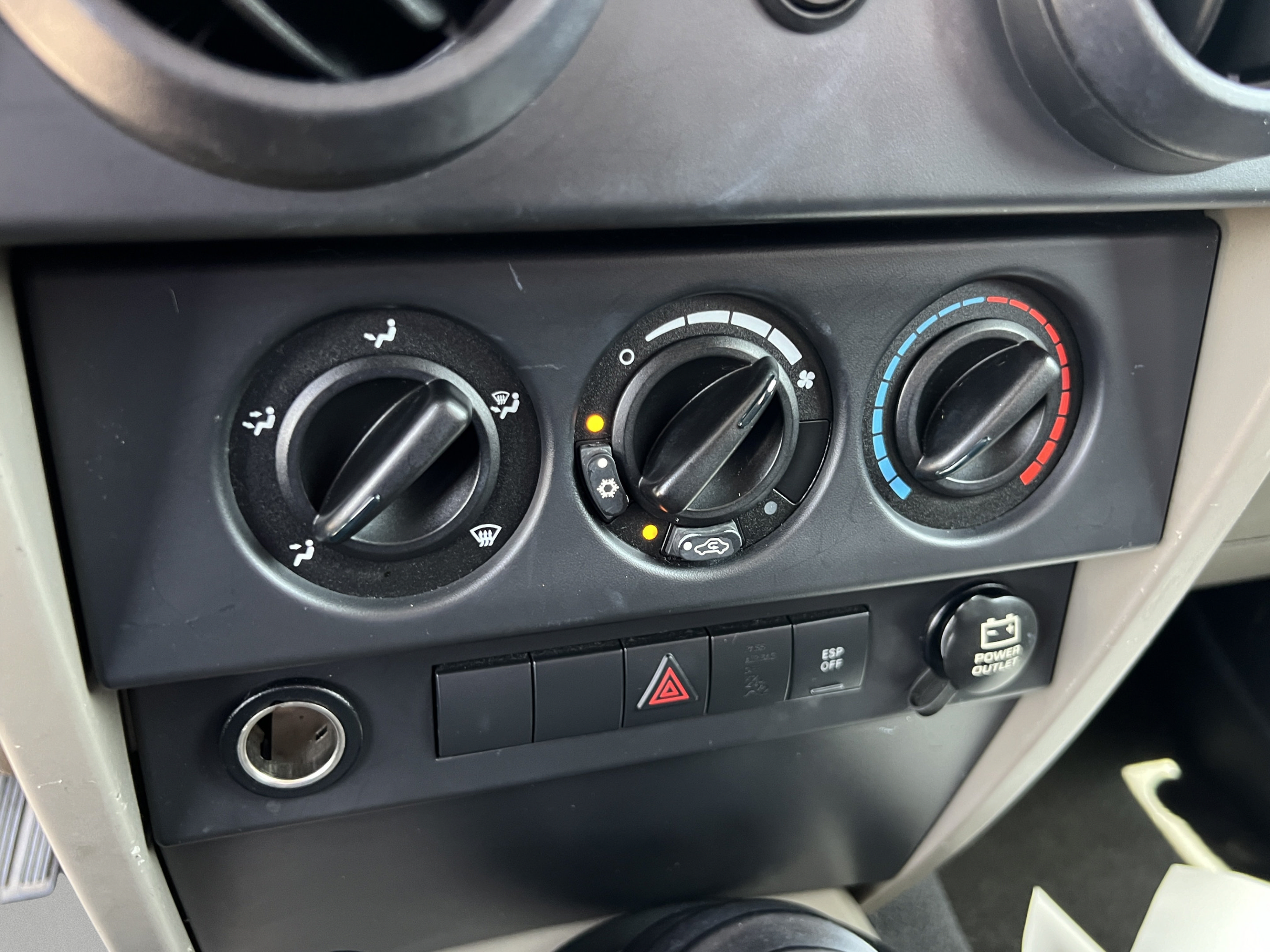 Used 2007 Jeep Wrangler X AWD/4WD image 18