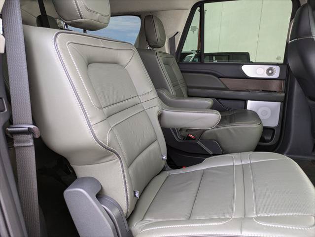 New 2023 Lincoln Navigator L Black Label AWD/4WD image 31