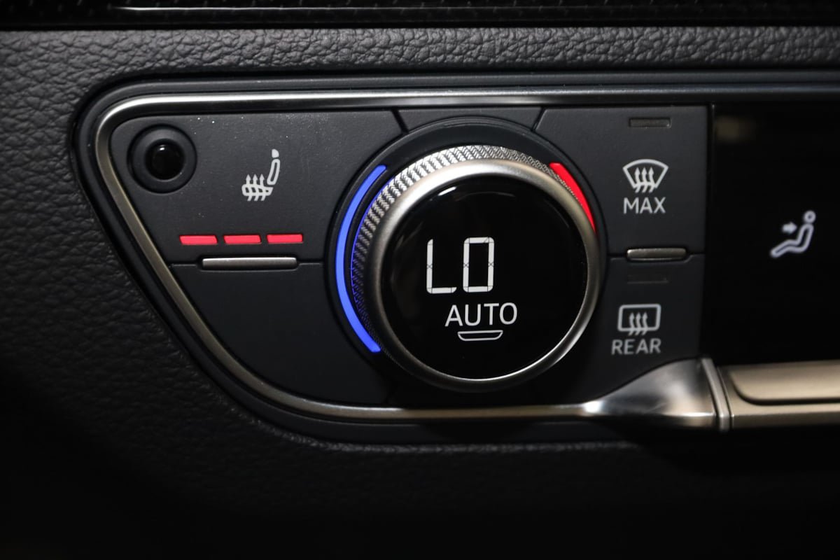 Used 2023 Audi SQ5 Premium Plus w/ Premium Plus Package AWD/4WD image 8