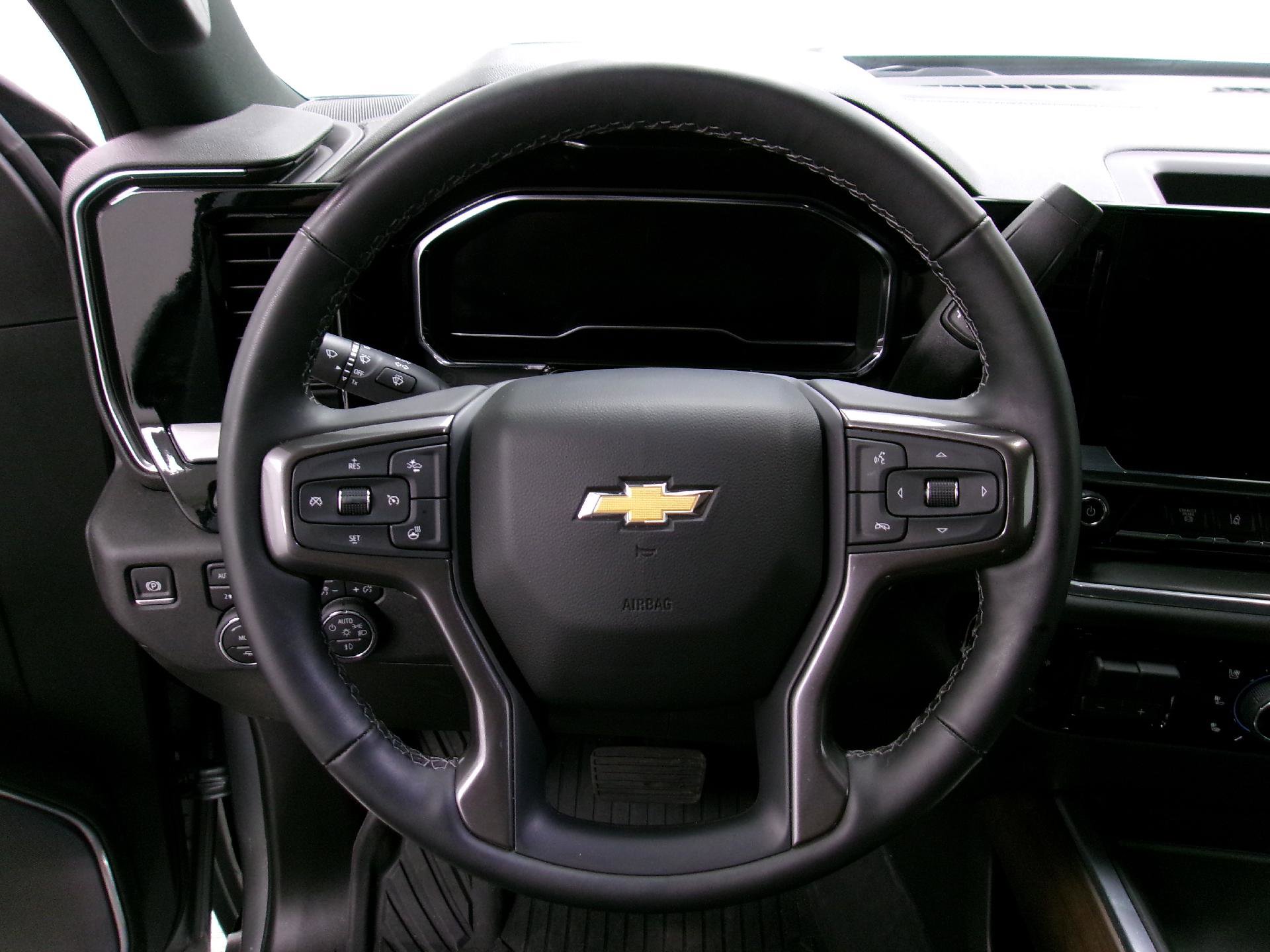 Used 2025 Chevrolet Silverado 2500 High Country w/ Technology Package image 6