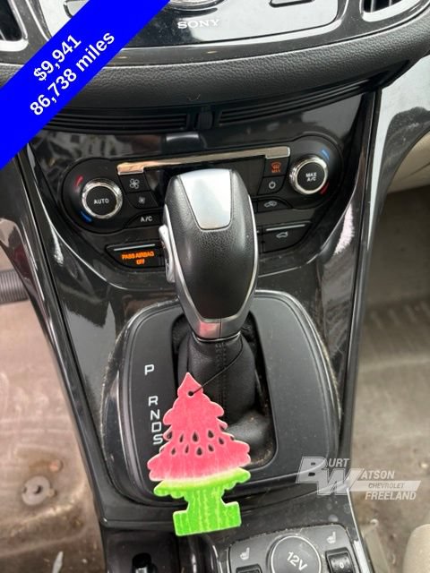 Used 2015 Ford Escape Titanium FWD image 27