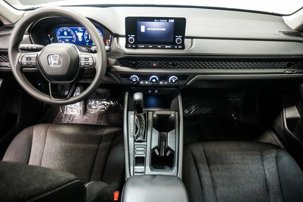 Used 2024 Honda Accord LX image 9