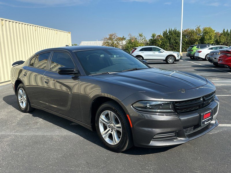 Used 2023 Dodge Charger SXT image 3