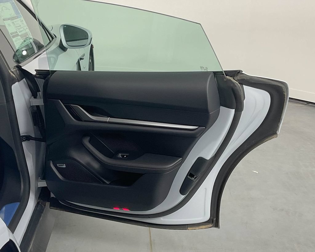 Certified 2025 Porsche Taycan RWD image 25
