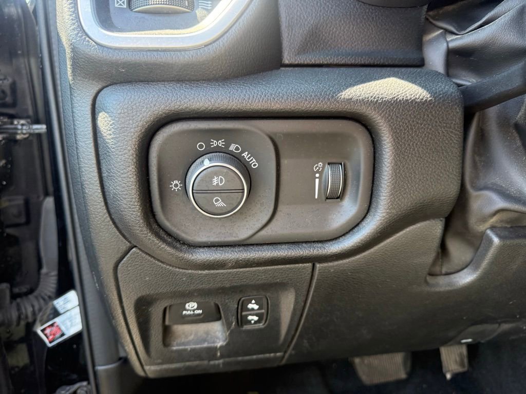 Certified 2023 RAM 1500 Big Horn AWD/4WD image 13