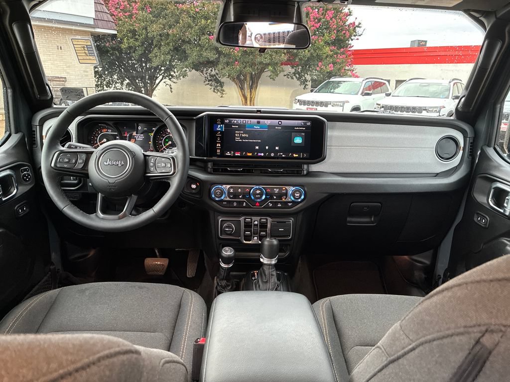 Used 2026 Jeep Wrangler Unlimited Sport AWD/4WD image 13
