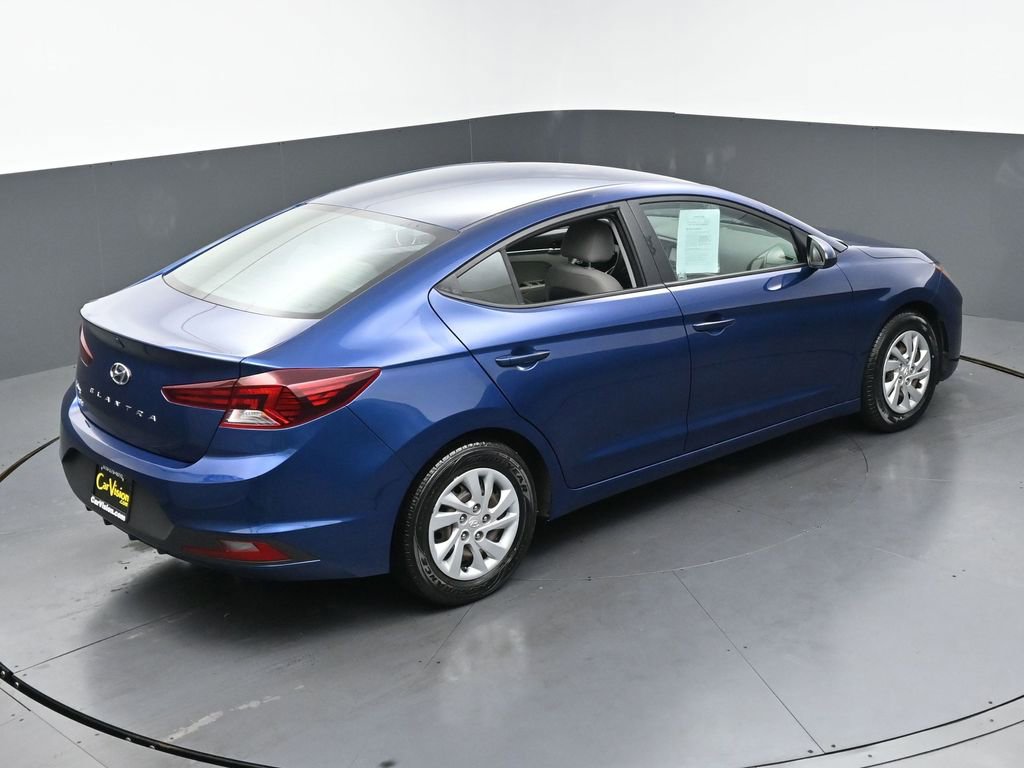 Used 2020 Hyundai Elantra SE image 35