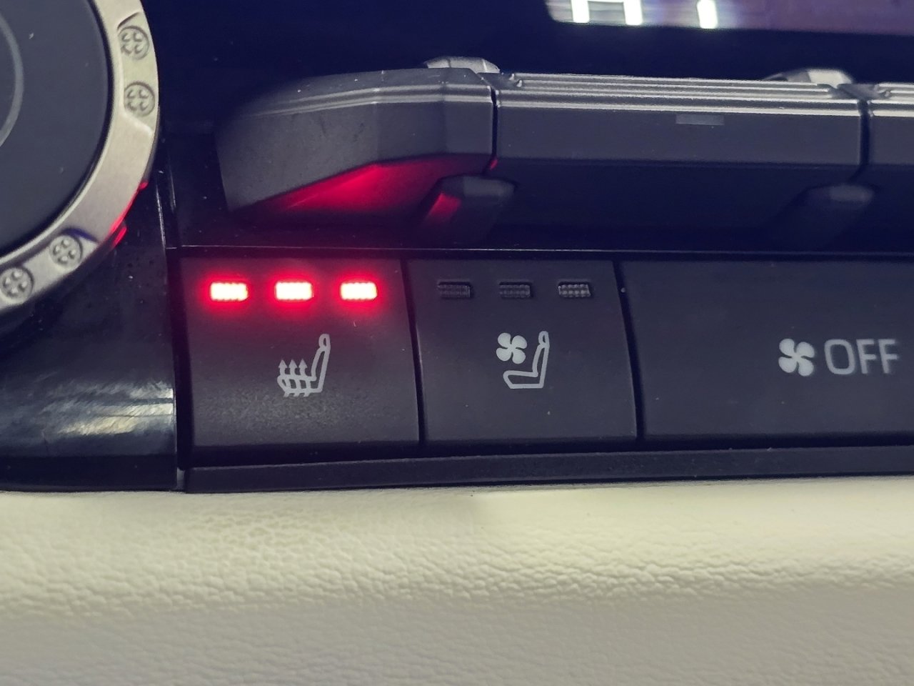 Used 2024 Toyota Tundra Capstone image 9