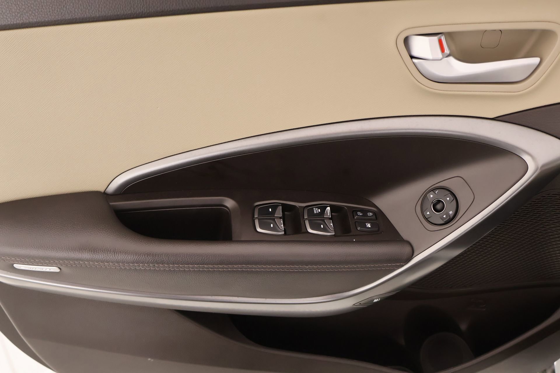 Used 2018 Hyundai Santa Fe Sport image 14