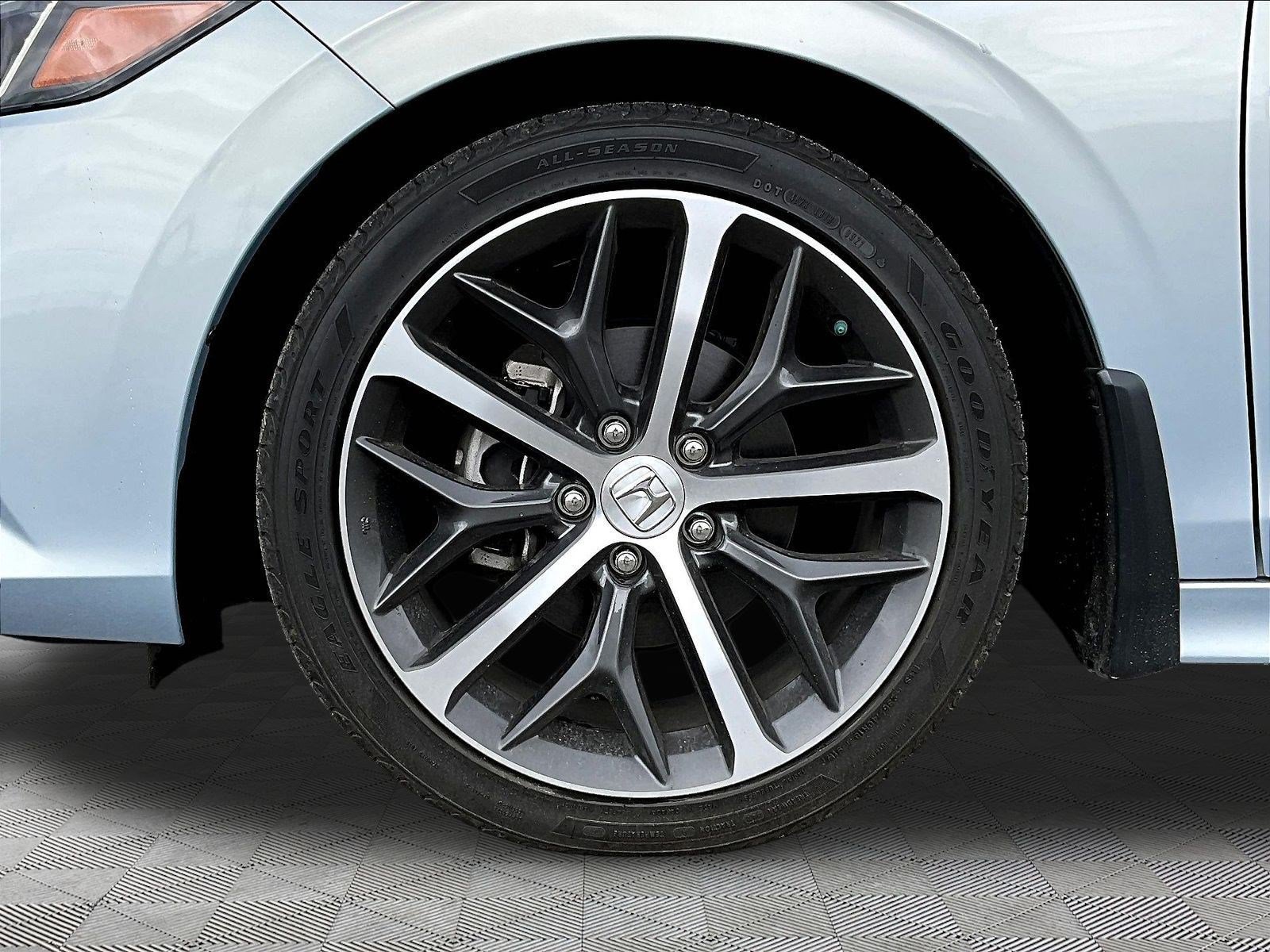 Used 2022 Honda Civic Touring image 32